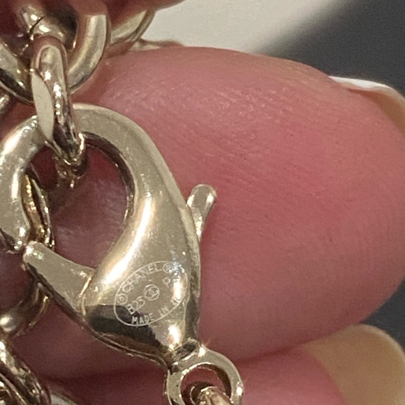 Chanel X Large Crystals CC pearl / iridescent double chains Necklace - Picture 7 of 7